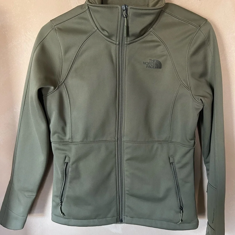 The North Face Jacket XS - EUC see note - Picture 13 of 16